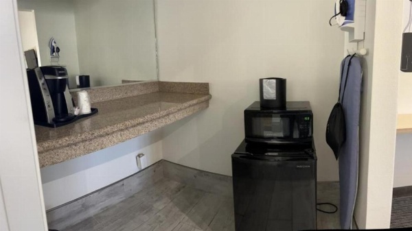 Ocean Palms Motel image 11